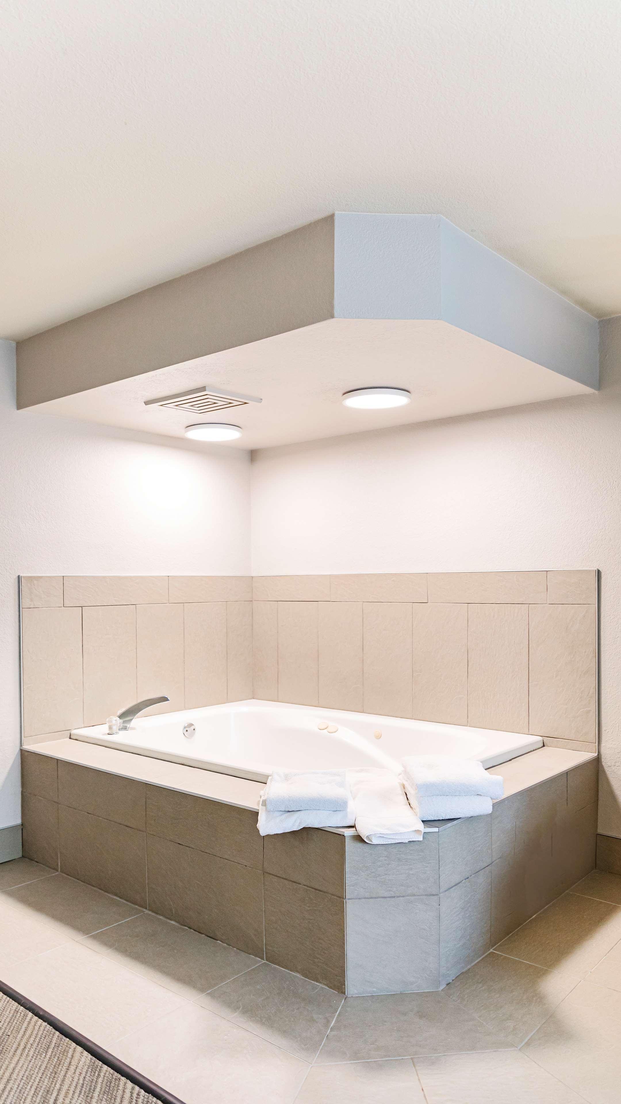 Hotel Country & By Radisson, Appleton, Wi Appleton