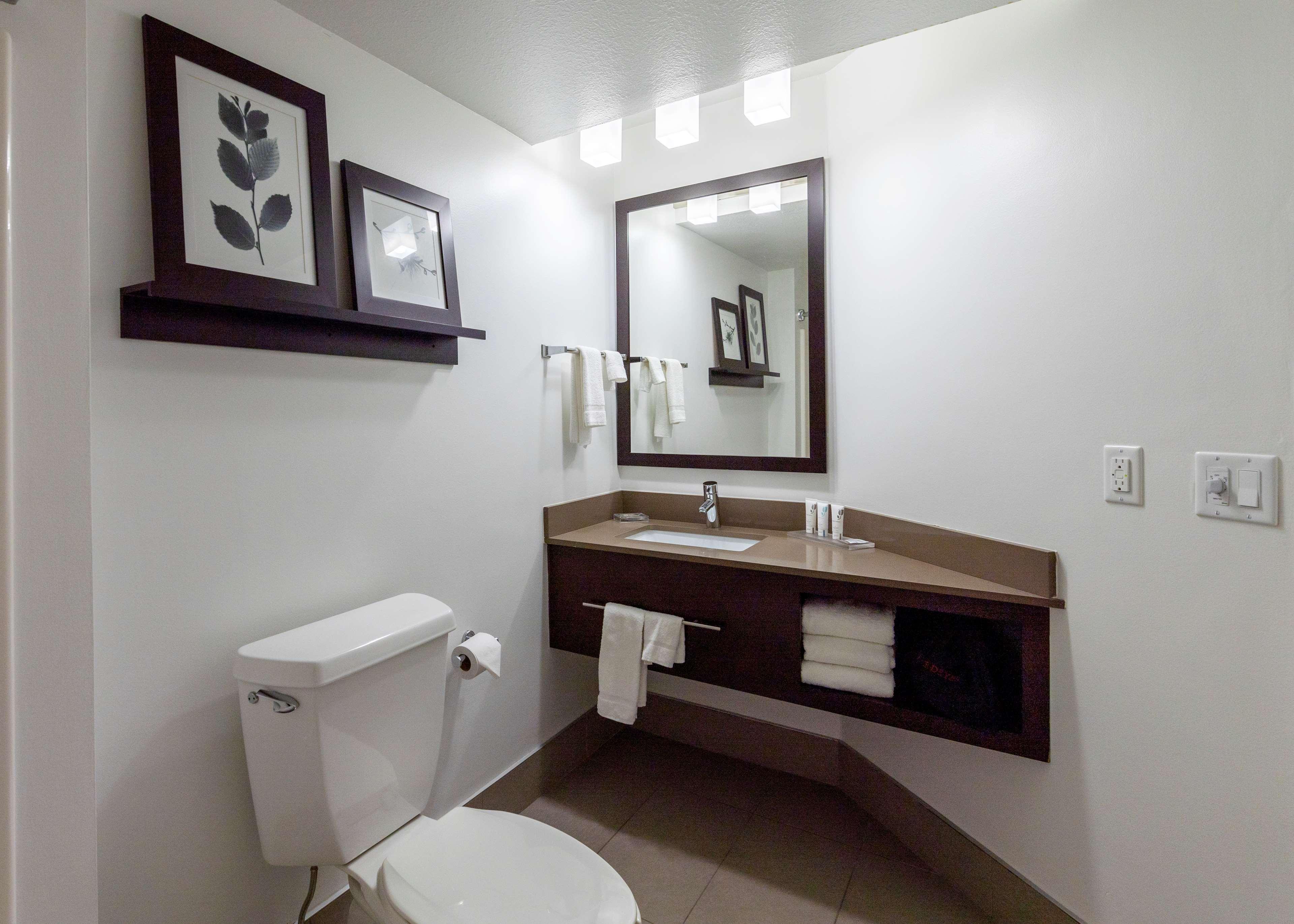 Hotel Country & By Radisson, Appleton, Wi Appleton
